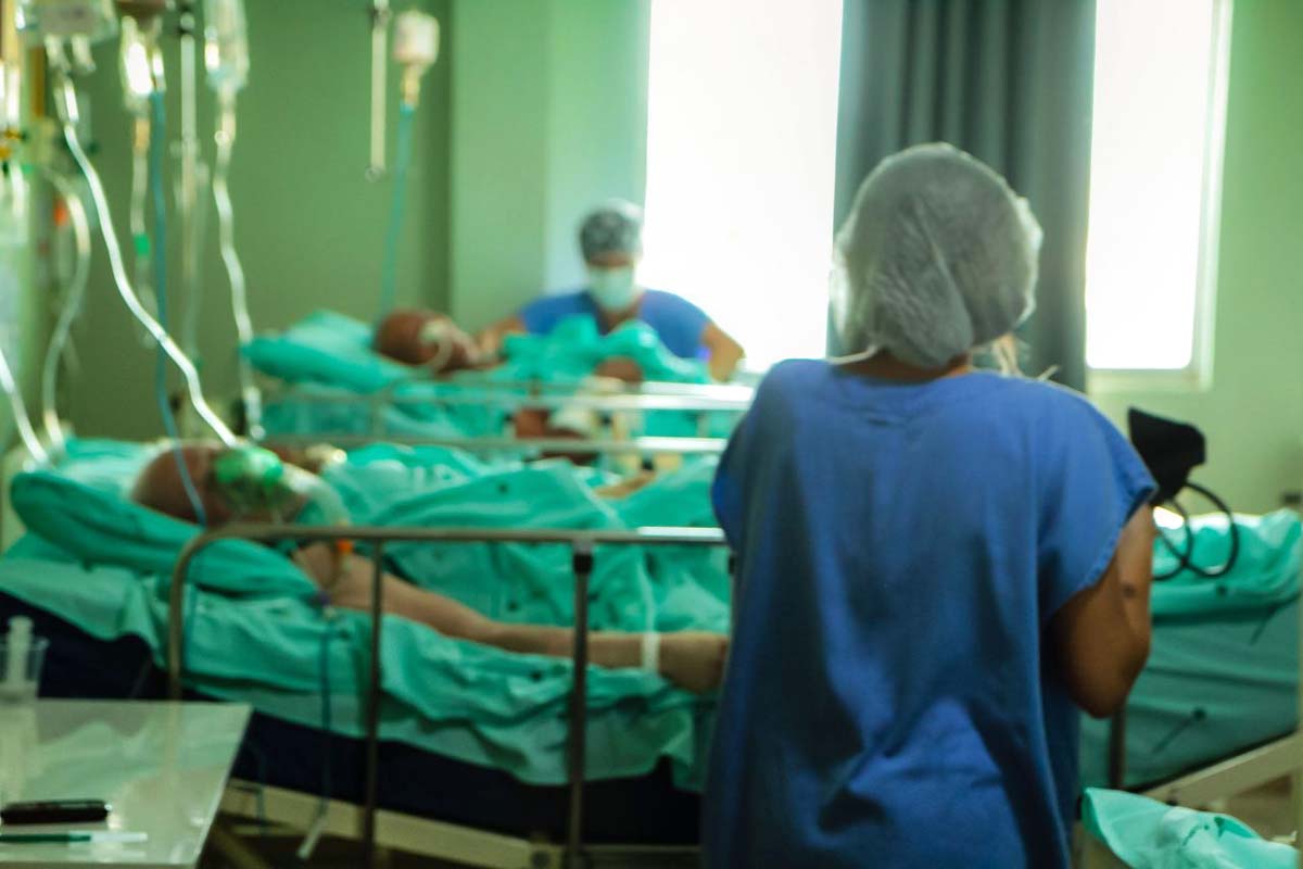 Decisão do TCE-RO exige ação imediata para proteger pacientes diante da falta de insumos na rede estadual de saúde