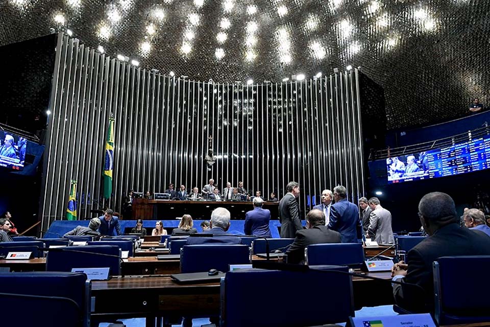 Cadastro de condenados por estupro avança no Senado
