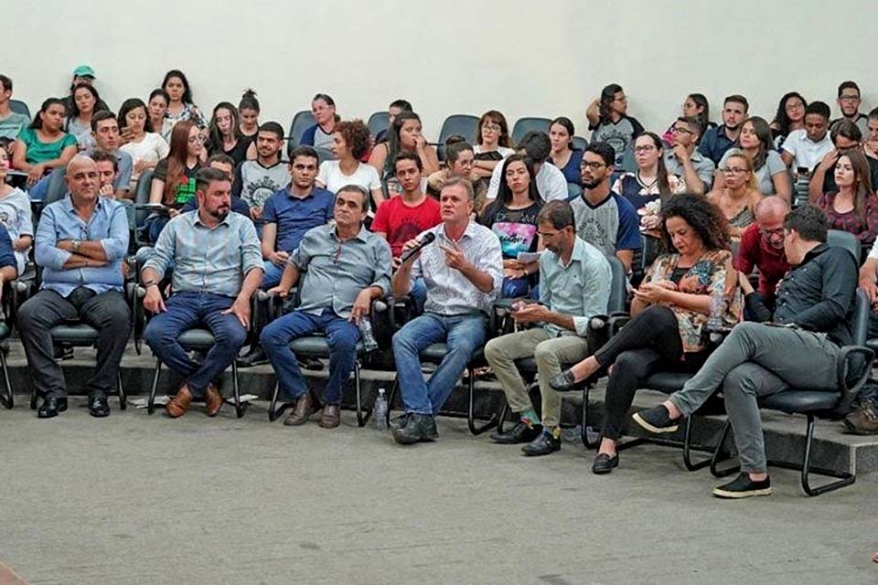 Luizinho Goebel acompanha apresentação do projeto urbanístico “Vilhena para o Futuro”