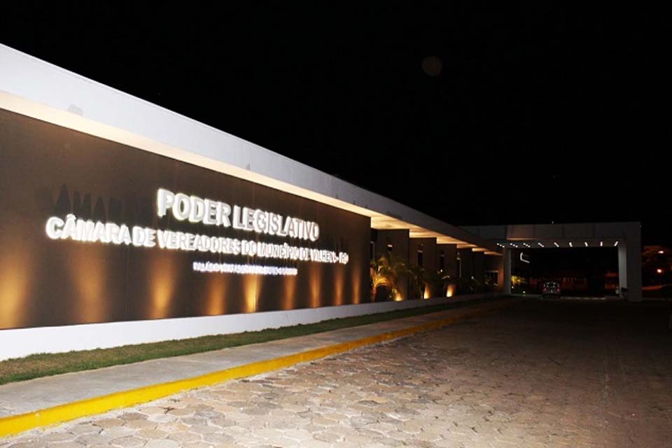 Tribunal de Contas investiga possíveis irregularidades em contrato de R$ 3 milhões na reforma do prédio da Câmara de Vilhena 