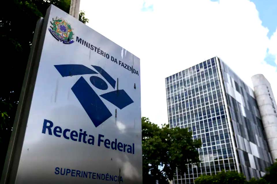 Arrecadação federal cresce 4,6% em julho e bate recorde para o mês