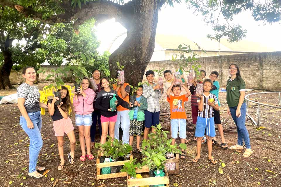 SCFV e SEMAME promove uma ação especial em comemoração ao Dia da Árvore