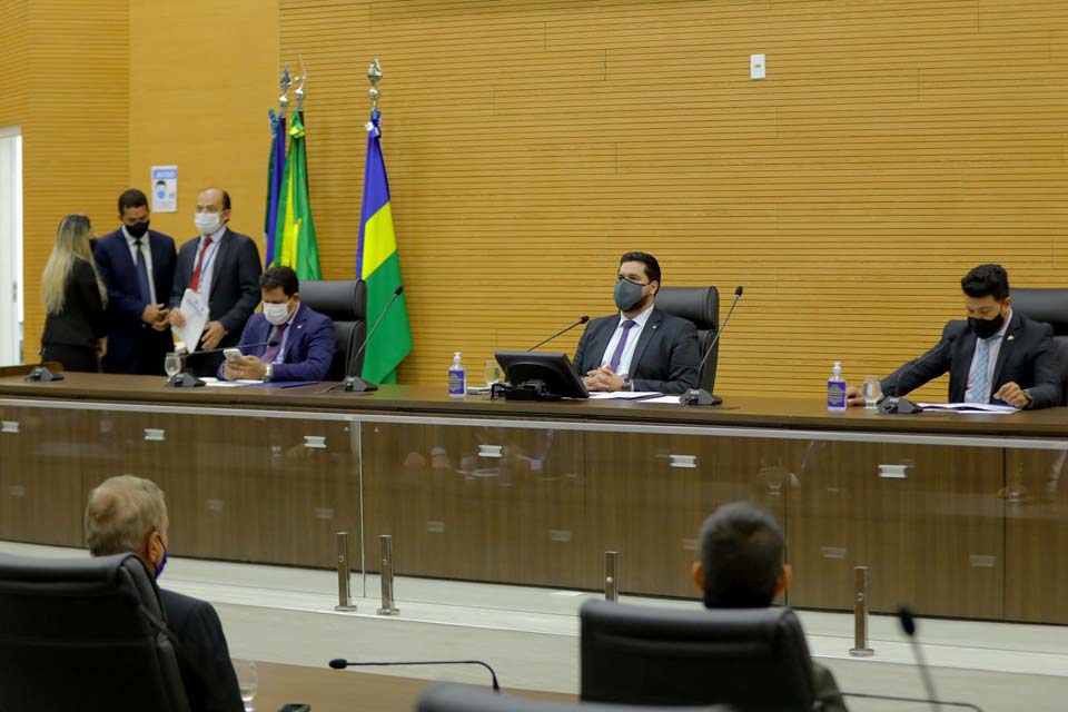 Assembleia Legislativa de Rondônia abre ano legislativo com participação virtual de deputados e autoridades