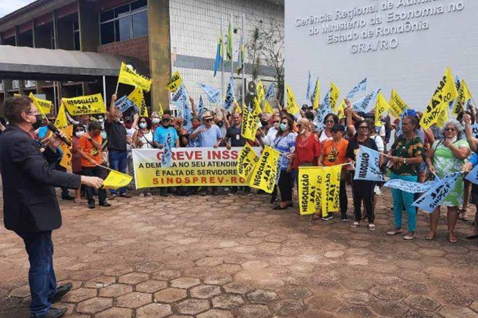 SINDSEF realiza mobilização por recomposição salarial e entrega pauta de reivindicação à DIGEP