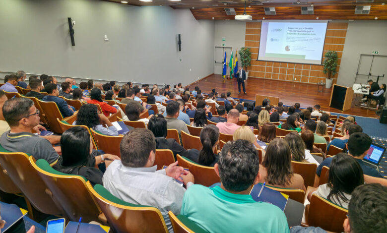 TCE-RO capacita gestores e técnicos para fortalecer área tributária dos municípios