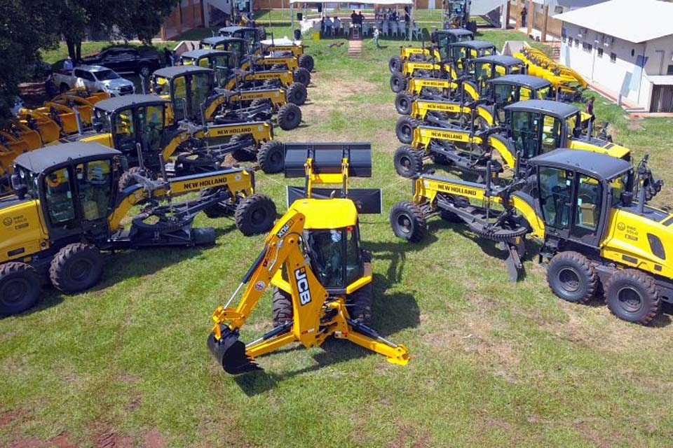 Prefeitura abre licitação de R$ 26,5 milhões para aquisição de máquinas e veículos