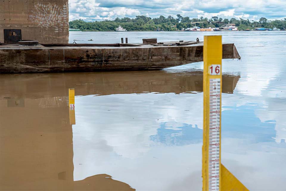 Hidrelétrica Santo Antônio volta a operar em Rondônia com melhora de nível de rio