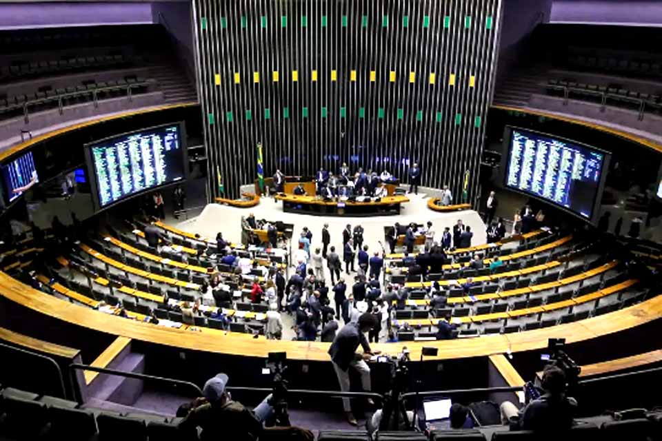 Delegados da PF alertam sobre riscos da PEC da Blindagem