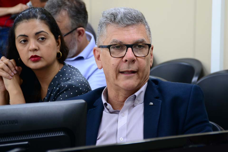 Descumprimento de ordem judicial gera bloqueio e multa de R$ 100 mil por dia ao Sitetuperon; A medida foi tomada pela juíza Auxiliar de Execução, Soneane Raquel Dias Loura