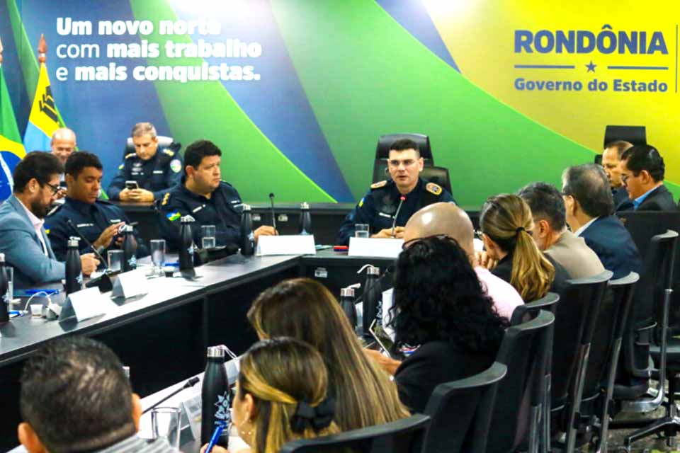 Porto Velho abre patinação no gelo gratuita neste sábado na Vila Natalina