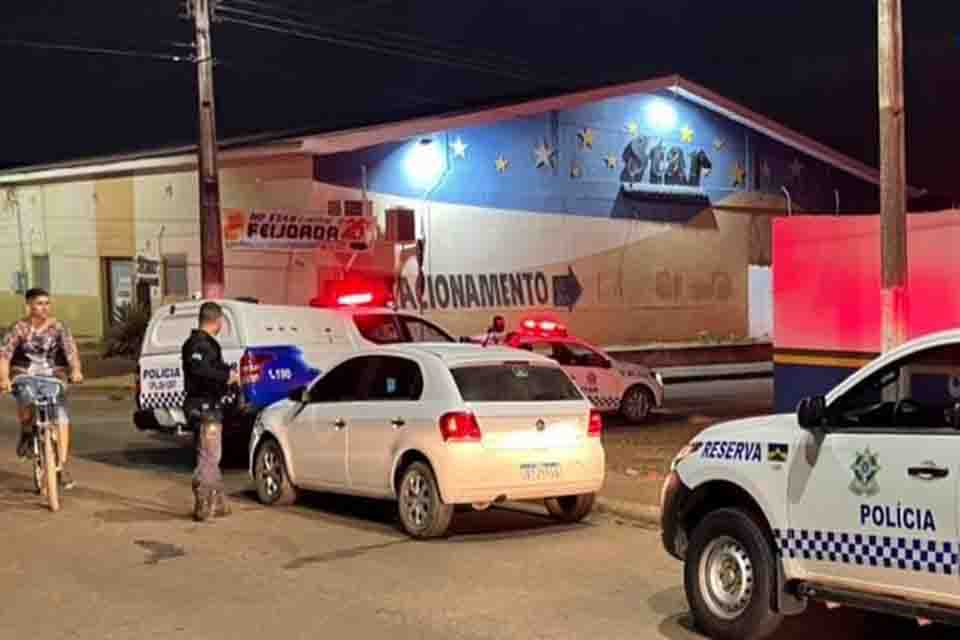 Familia é amarrada por bandidos armados durante asssalto na zona leste 