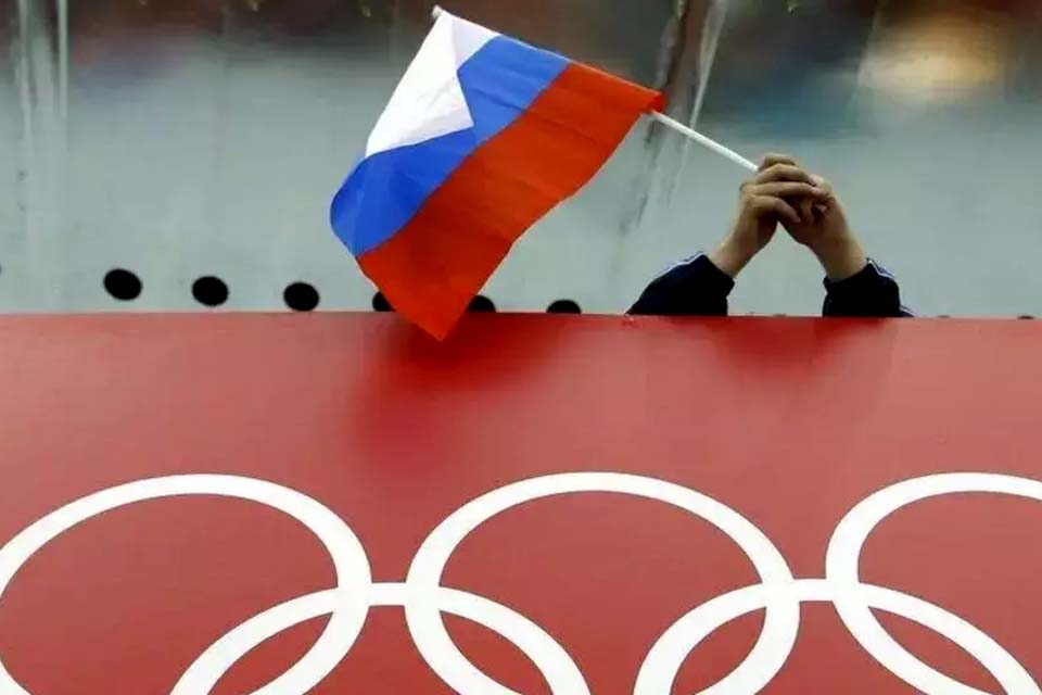 Atletas russos poderão participar dos Jogos Paralímpicos de Paris 2024 sob bandeira neutra