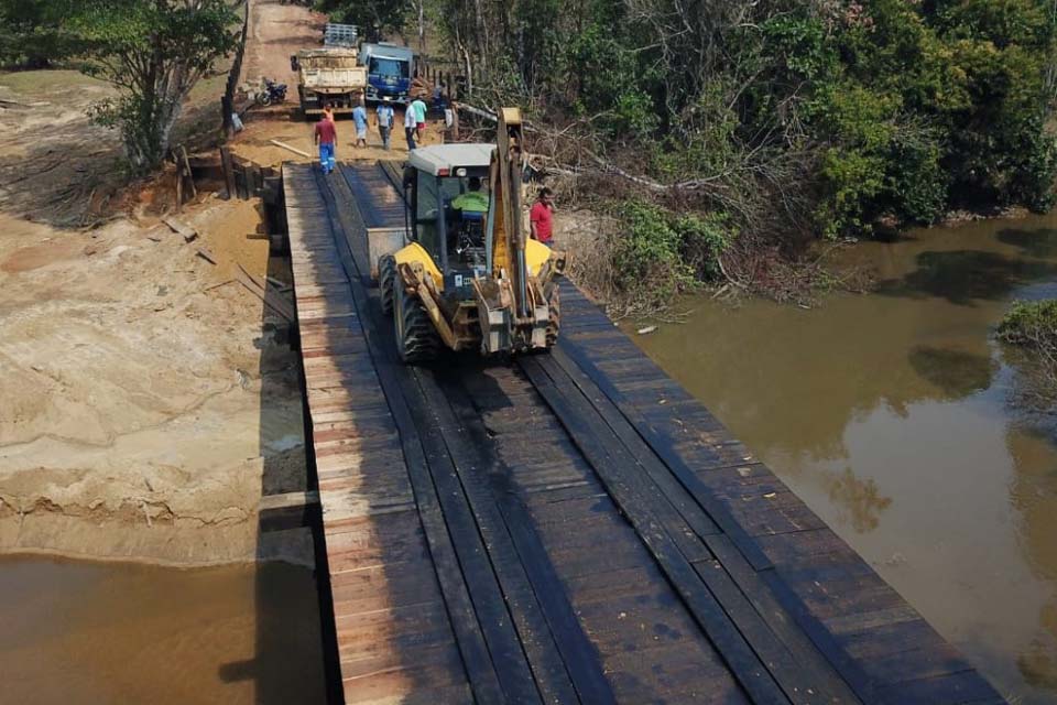 Construção de ponte na linha 601 é concluída; serviço foi executado pela prefeitura