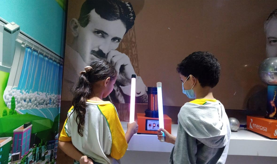 Projeto leva informações sobre consumo consciente de energia para cidades do interior de Rondônia