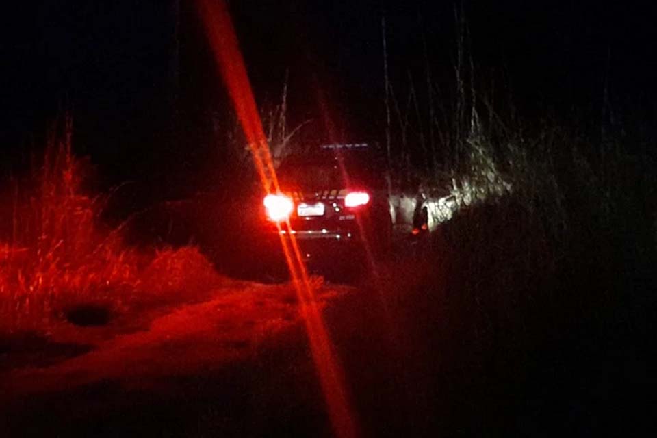  Homem encontrado morto na BR-364 foi executado a tiros 