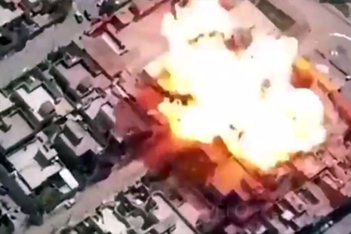 Drone registra ataques de carros bomba no Iraque