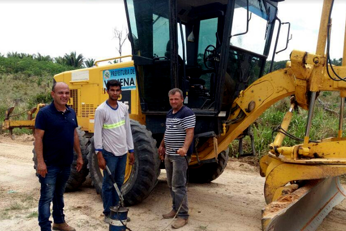 Secretaria de Agricultura recupera trechos da área rural em São Lourenço em Vilhena