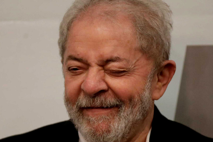 Moro autoriza deslacre e libera acervo presidencial de Lula