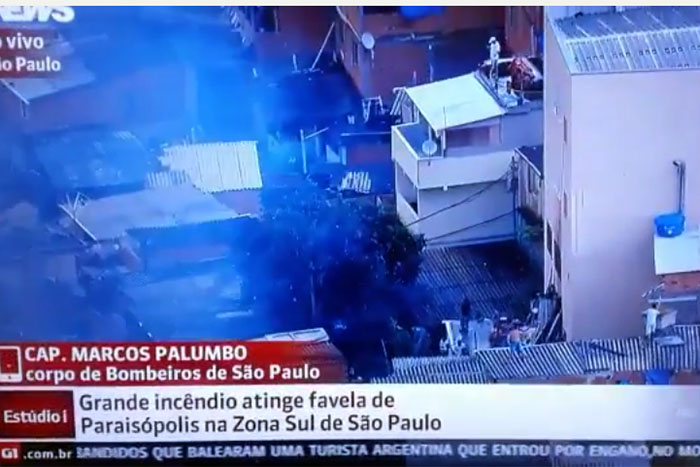 Incêndio destrói 20 casas em Paraisópolis, zona sul de São Paulo 