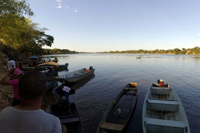 Corrida de Barcos reúne dezenas de pescadores em Ji-Paraná
