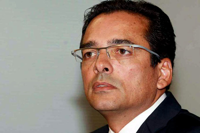Justiça decreta prisão de ex-delegado Protógenes Queiroz