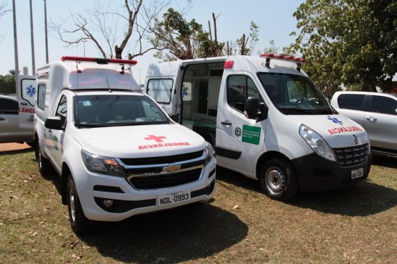 Prefeitura recebe equipamentos e ambulâncias do governo de Rondônia