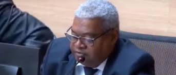 Vereador do Recife vira piada nas redes ao ler ata do dia na Câmara 