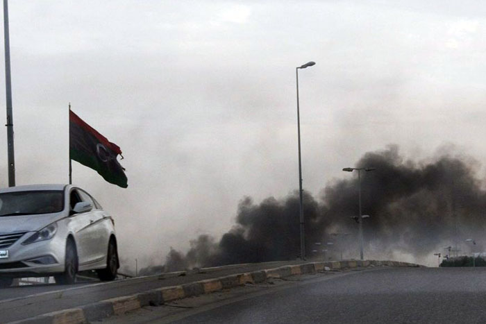Queda de míssil em Trípoli deixa 5 mortos e vários feridos