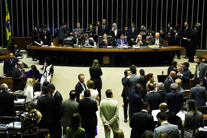 Governo libera R$600 mi do orçamento para emendas parlamentares