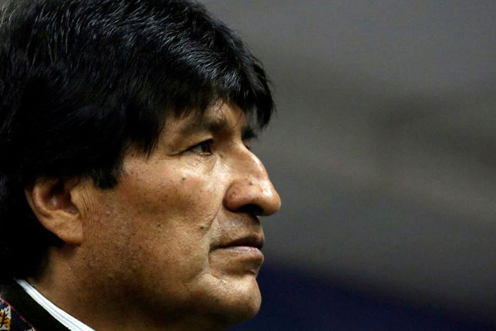 Morales pede ajuda de Papa para libertar bolivianos do Chile
