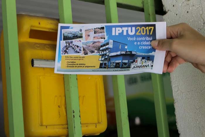 Correios iniciam distribuição dos carnês de IPTU