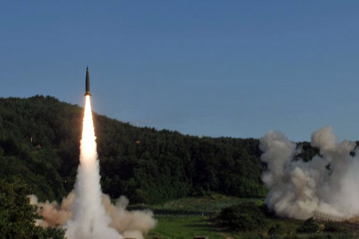 Em resposta a Pyongyang, EUA e Seul fazem testes com mísseis