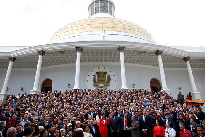 Assembleia Constituinte toma posse na Venezuela
