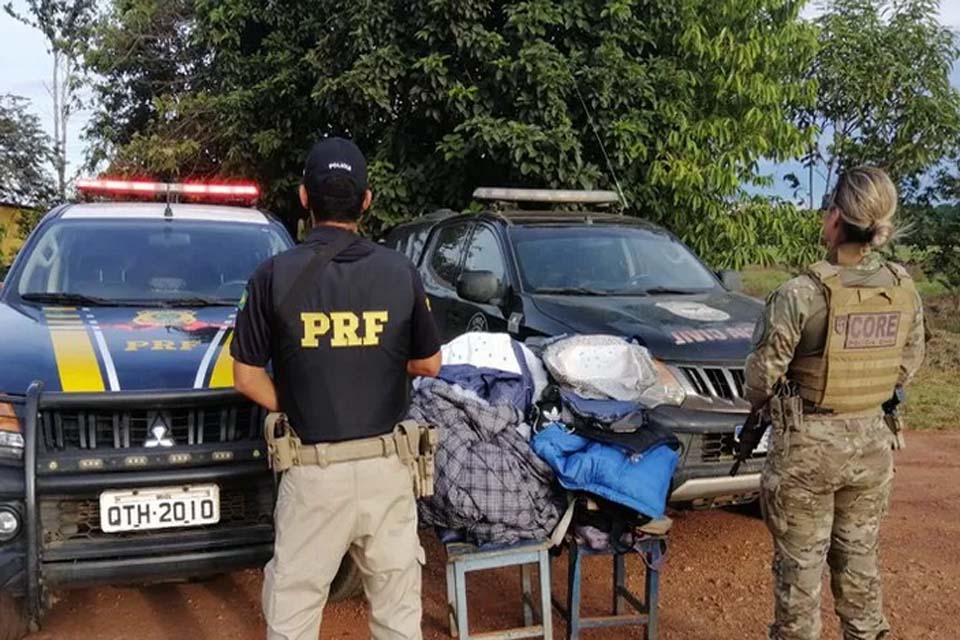 PRF apreende 10 Kg de cocaína com homem que viajava em táxi 