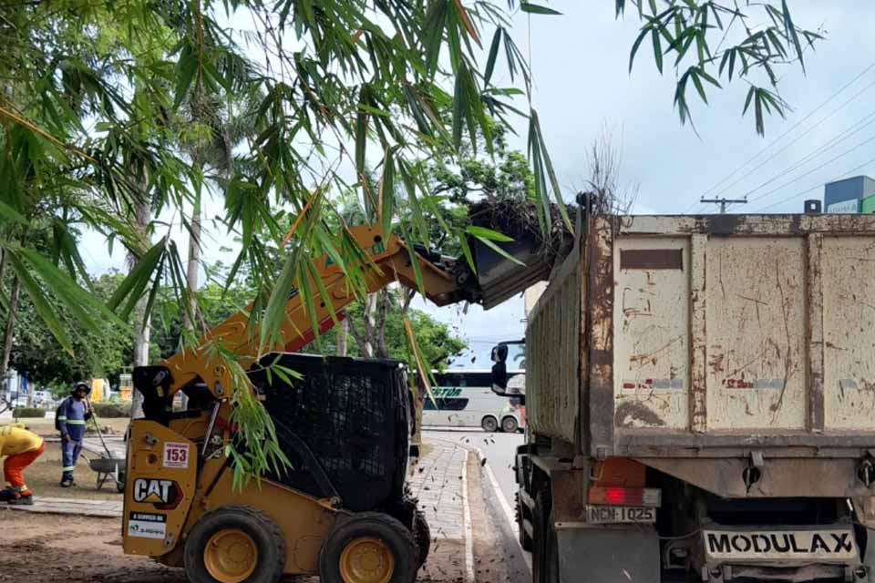 Prefeitura de Ji-Paraná intensifica limpeza dos canteiros da Avenida Marechal Rondon