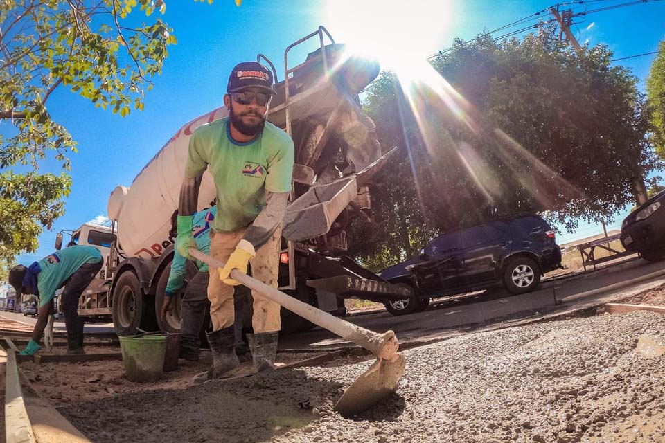 Prefeitura trabalha para concluir mais uma obra; revitalização da Avenida Dom Pedro segue em ritmo acelerado
