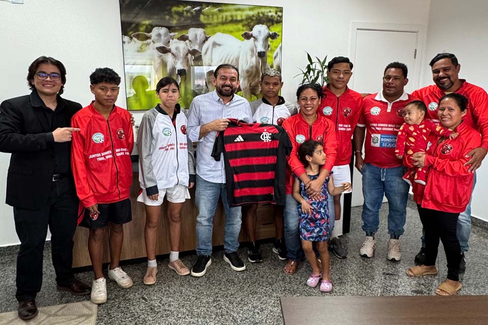 Atletas do projeto Fla Kids agradecem apoio do deputado Laerte Gomes