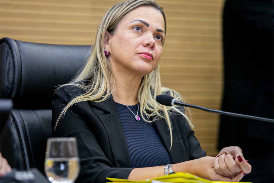 Deputada do PT em Rondônia votou para homenagear Netanyahu e a favor de anistia ambiental