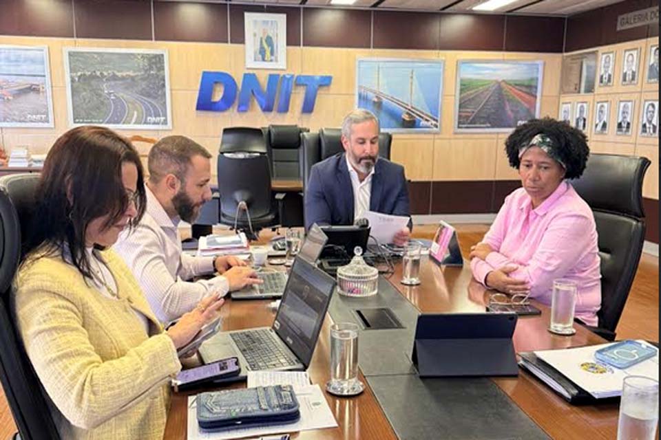 Silvia Cristina solicita ao Dnit construção de viaduto no acesso ao Bairro Novo e à Estrada dos Periquitos 