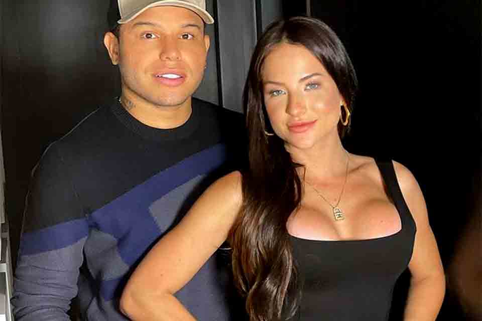 Gabi Martins viaja para encontrar Tierry e casal parece ter se entendido