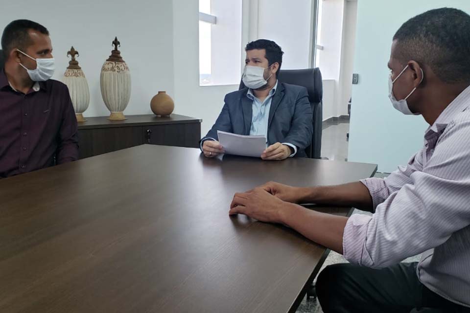 Lideranças de Campo Novo em visita a Assembleia Legislativa do Estado solicitam emenda para compra de tubos armcos