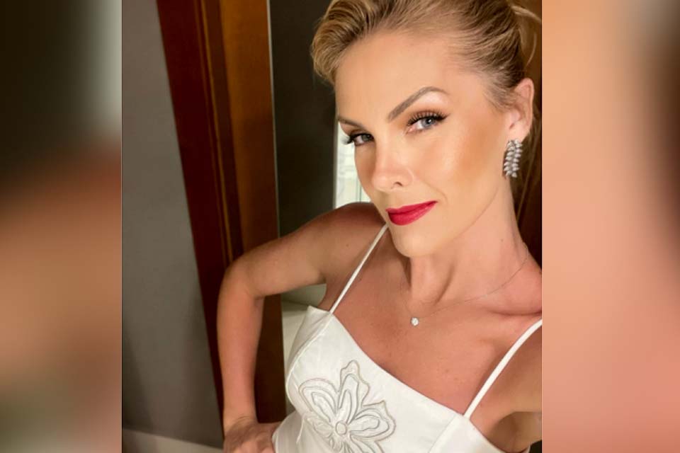 Ana Hickmann faz desabafo sobre violência doméstica: “Estamos juntas”