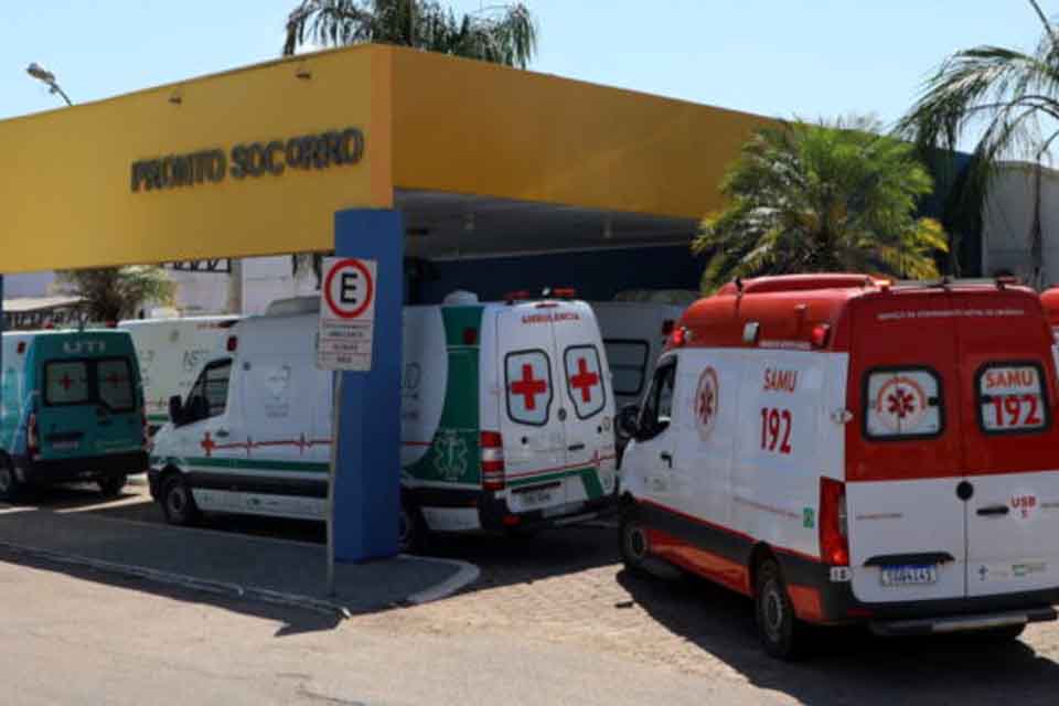 Homem é esfaqueado dentro de apartamentos na zona sul