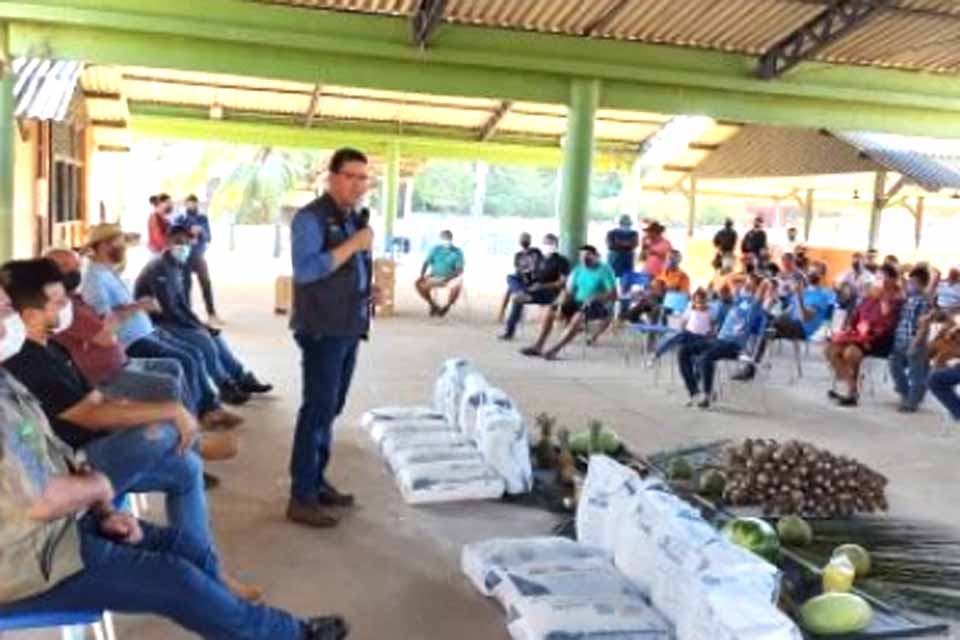 Governador Marcos Rocha já entregou mais de 5 mil toneladas de calcário aos produtores de Rondônia em 2025