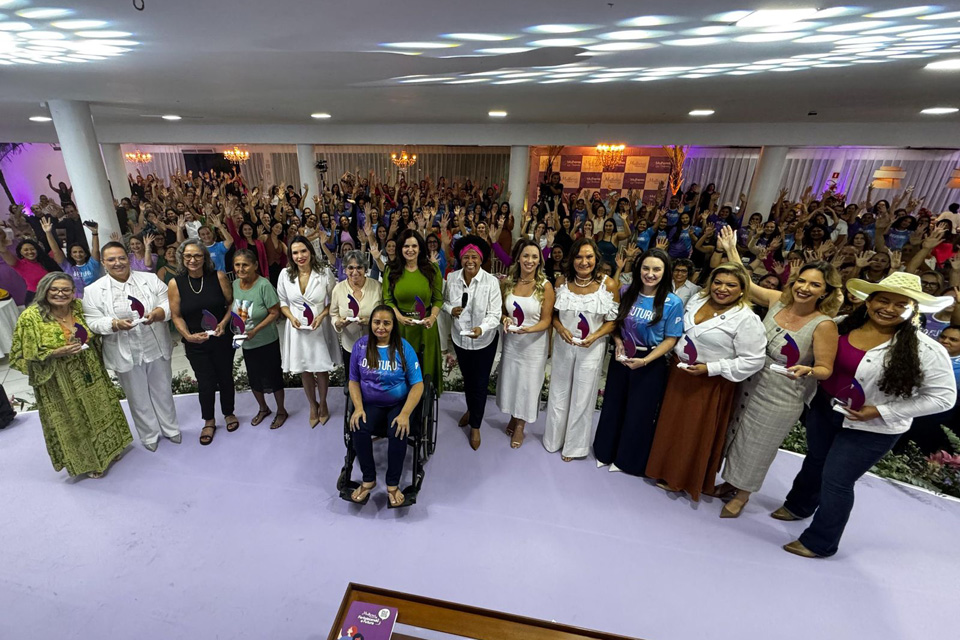 “Evento Mulheres que Transformam homenageou personagens da vida real”, diz Sílvia Cristina