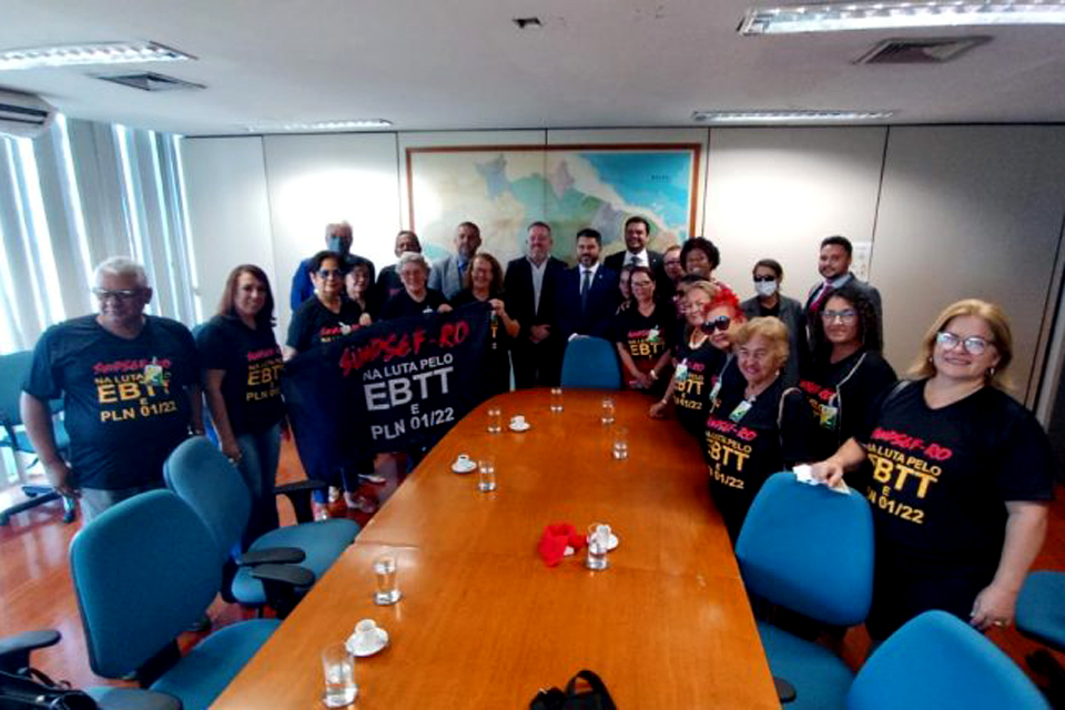 SINDSEF-RO comemora aprovação do PLN 01/22 que viabiliza tramitação da MP do EBTT e transposição