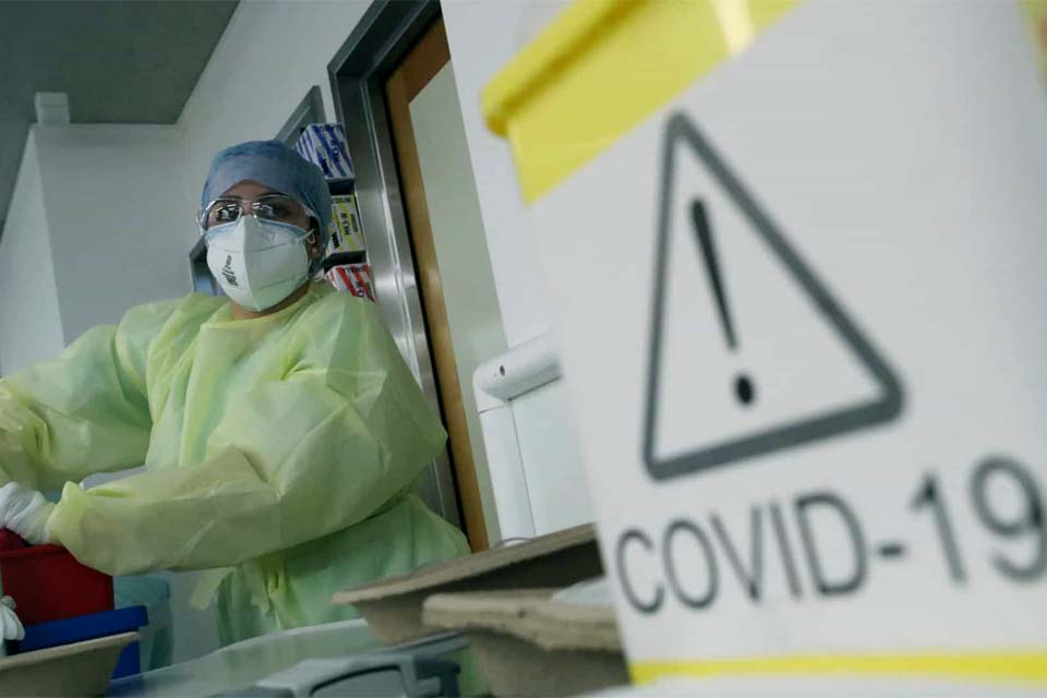 Vacina italiana começa a ser testada em humanos em 24 de agosto