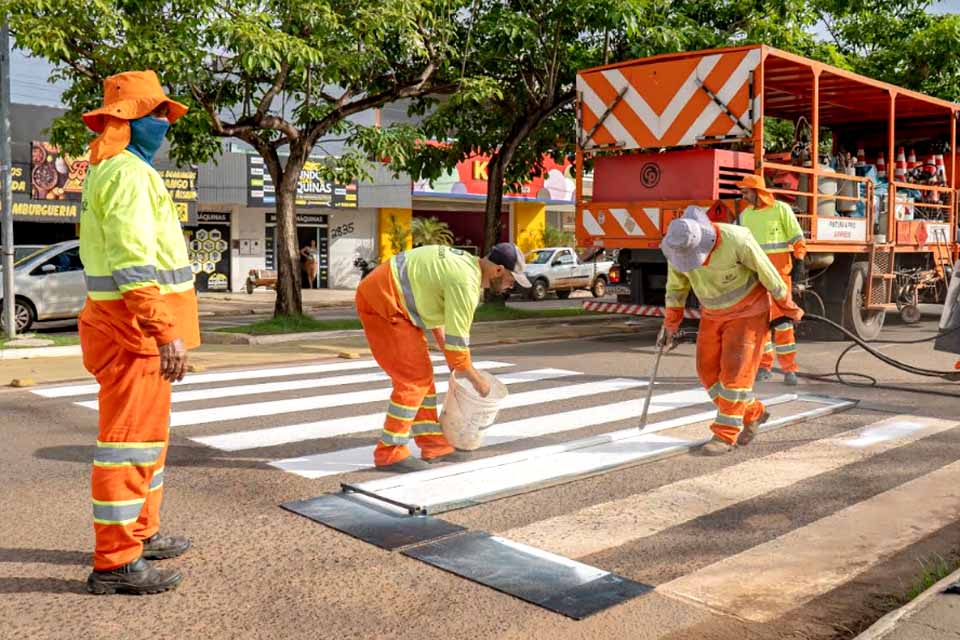 Parceria entre Prefeitura de Jaru e Governo realiza investimento de R$ 4 milhões em sinalização de trânsito