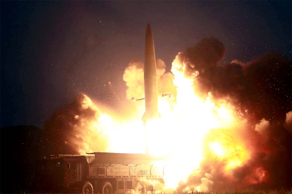 Coreia do Norte dispara mais mísseis e rejeita diálogo com Seul