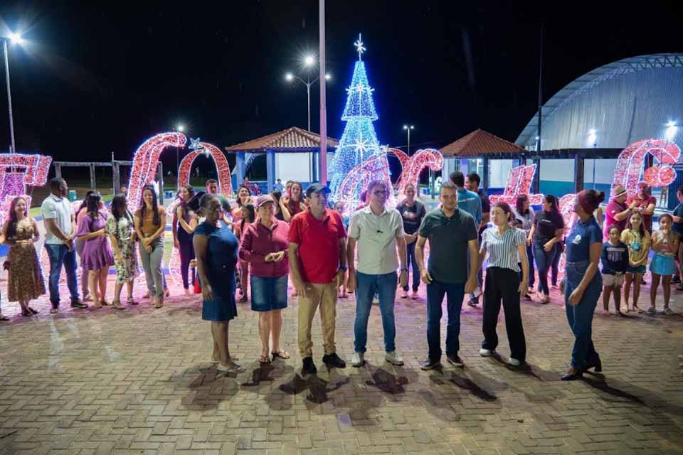 Tarilândia também é beneficiada com decoração natalina